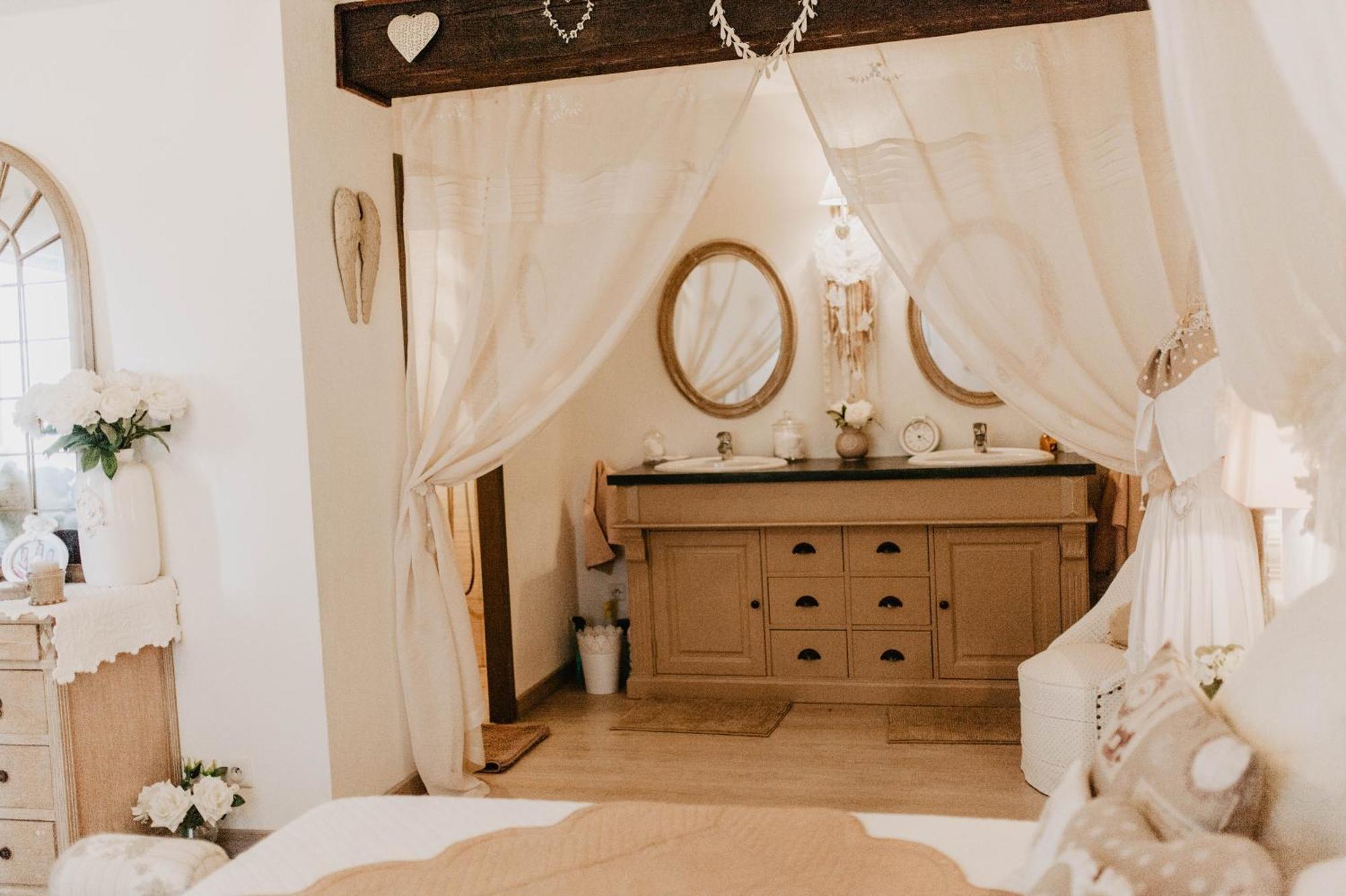 Bed and Breakfast Chez Geraldine Montels  Exterior foto